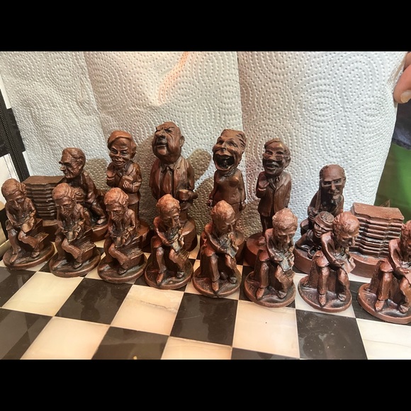 Watergate chess set - Picture 2 of 5